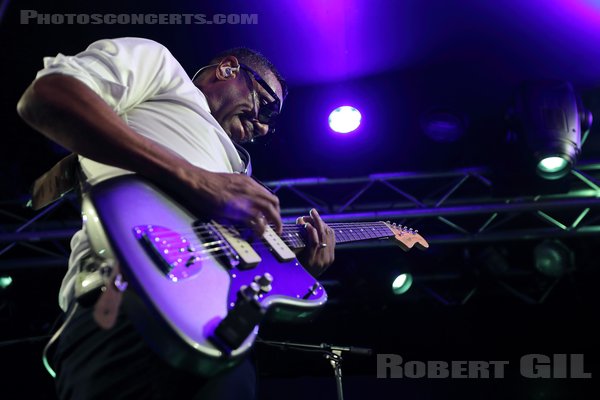 THE DEARS - 2022-09-25 - PARIS - La Boule Noire - 